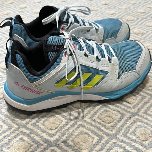 Adidas Terrex trail running shoes size 9.5 excellent condition! - Picture 3 of 6